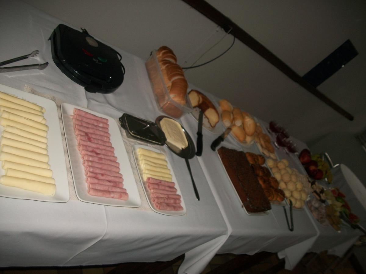 Mineira Hotel Oliveira (Minas Gerais)